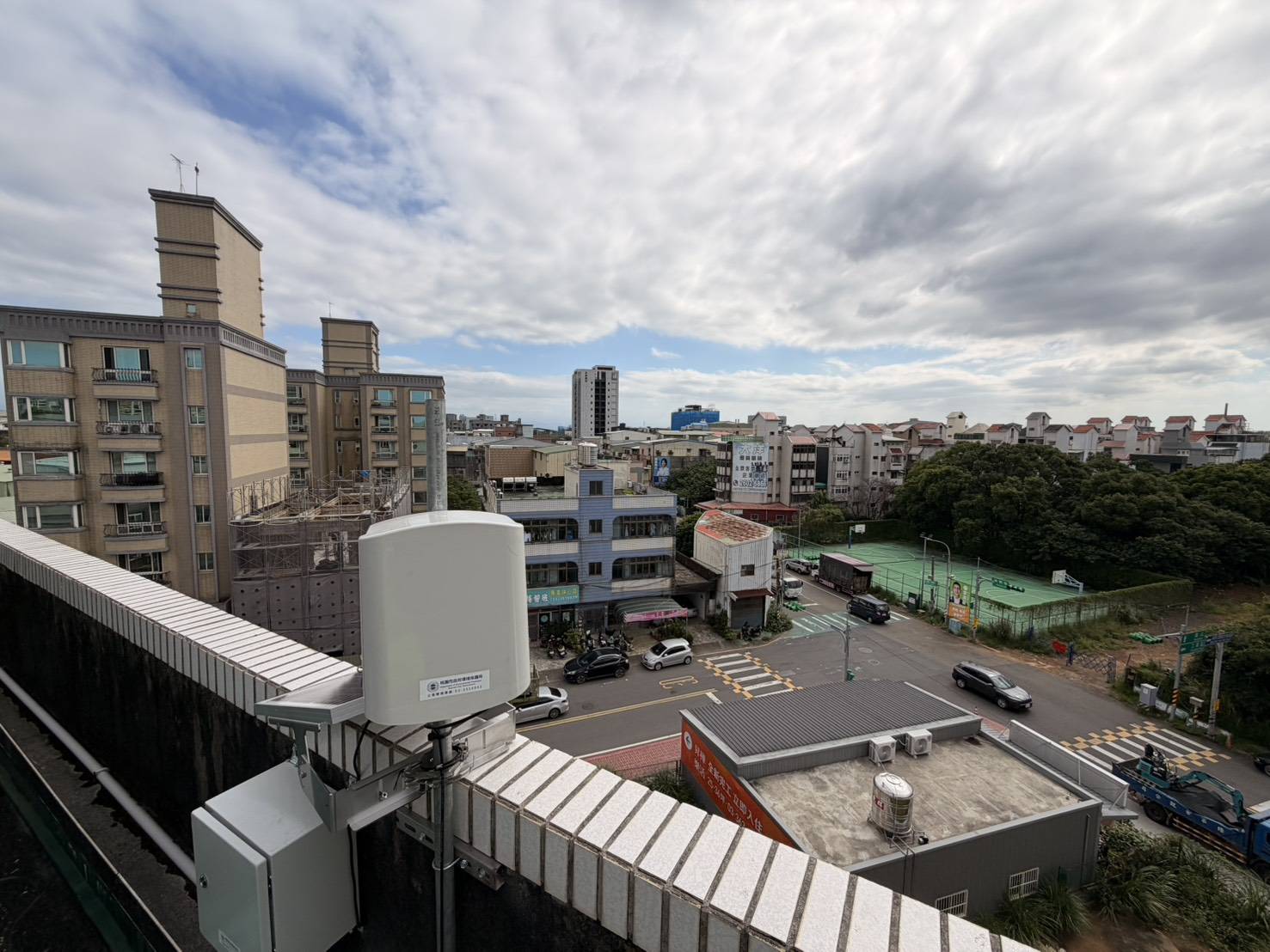 桃園空品監測再升級！國光電廠40組感測器完工上線 全面守護校園與敏弱族群健康 (3).jpg